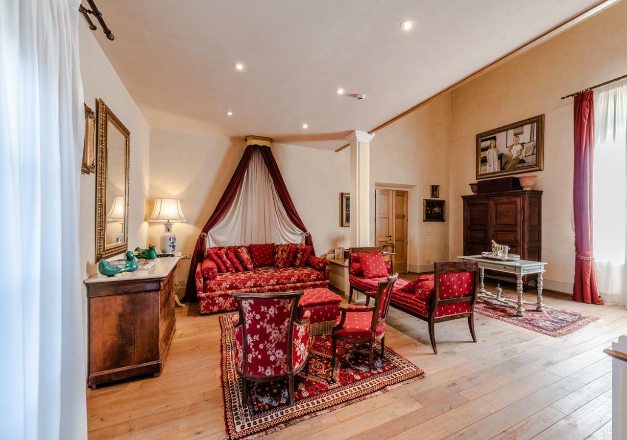 Villa Mangiacane - Small Luxury Hotels Of The World Сан-Кашиано-ин-Валь-ди-Пеза Экстерьер фото