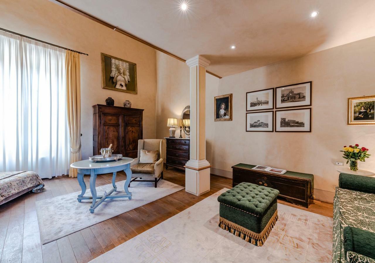 Villa Mangiacane - Small Luxury Hotels Of The World Сан-Кашиано-ин-Валь-ди-Пеза Экстерьер фото