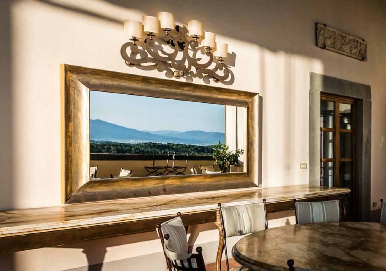 Villa Mangiacane - Small Luxury Hotels Of The World Сан-Кашиано-ин-Валь-ди-Пеза Экстерьер фото